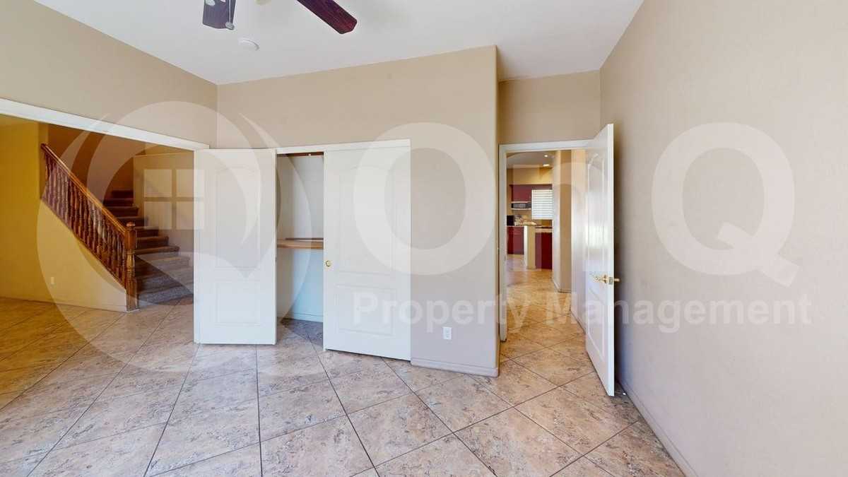 211 E Camino Rancho Cielo - Photo 3 of 28