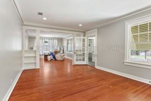 featured image of 1739 Broadway St