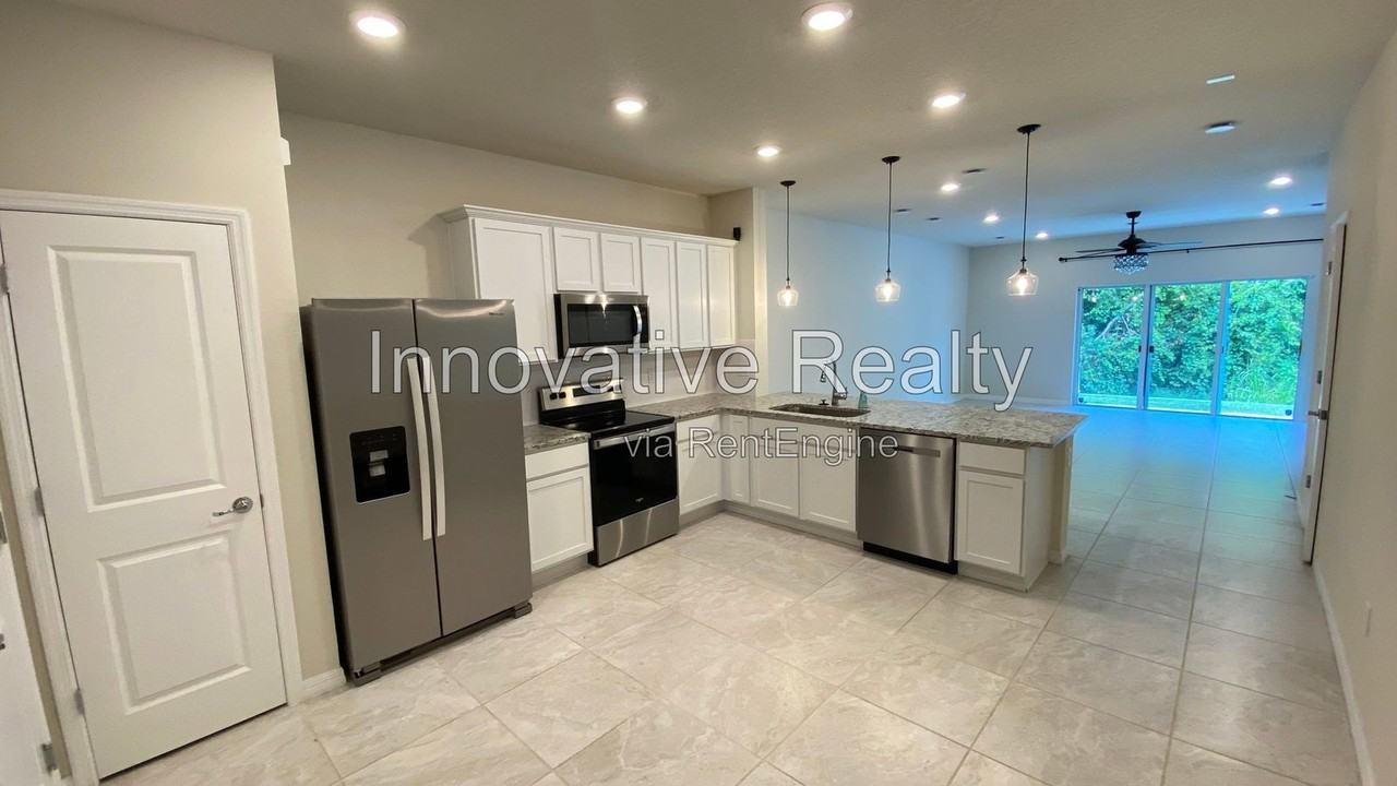 4577 Sparkling Shell Ave - Photo 2 of 23