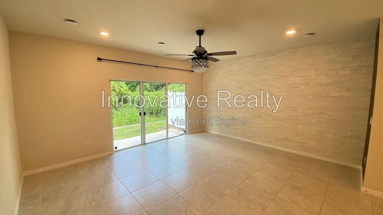4577 Sparkling Shell Ave - Photo 6 of 23