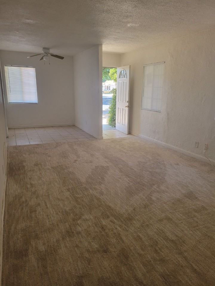2280 Green St - Photo 2 of 11