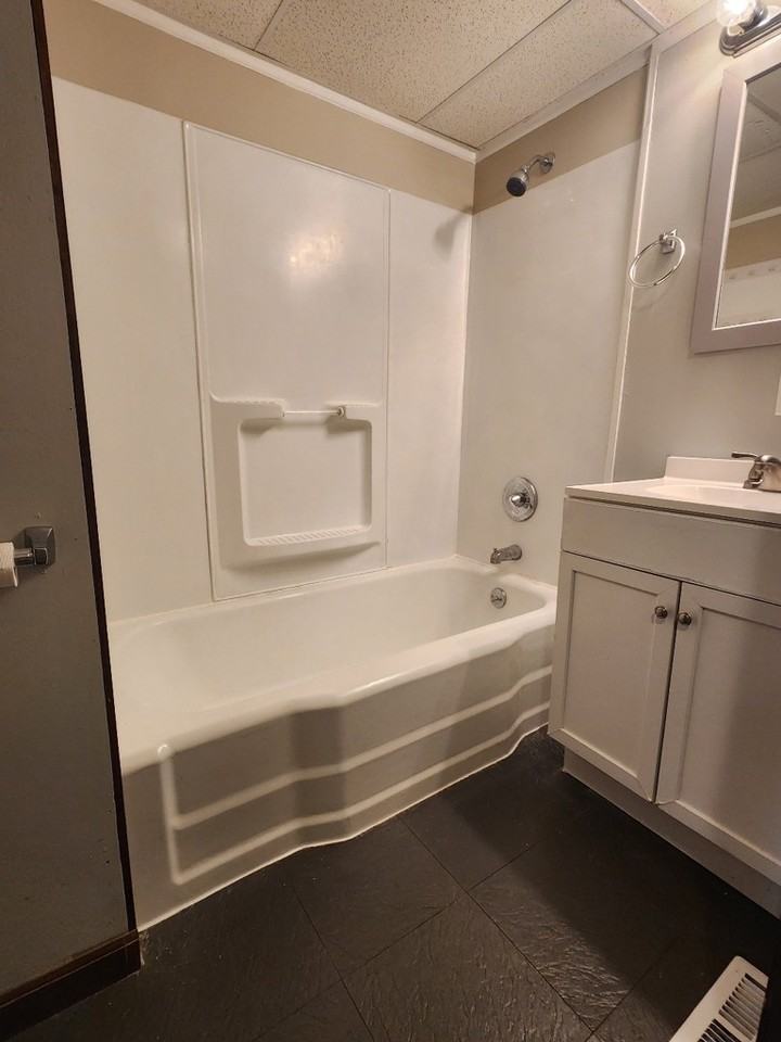 836 S 18th St #1 - Photo 3 of 8