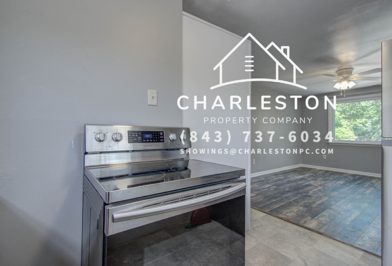 1833 Orangeburg St Apt B - Photo 4 of 12