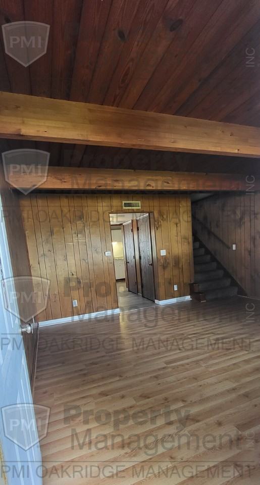 1531 Spruce Ave - Photo 2 of 13