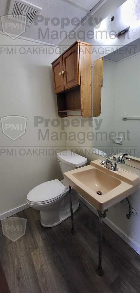 1531 Spruce Ave - Photo 6 of 13