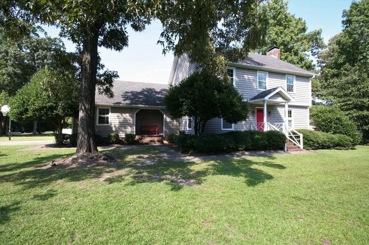 504 Tramway Dr - Photo 3 of 43