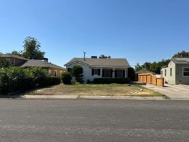 2520 La Siesta Dr - Photo 1 of 1
