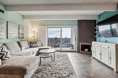 777 N Washington St #1204 - Photo 3 of 30