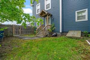 featured image of 15 Seavey St