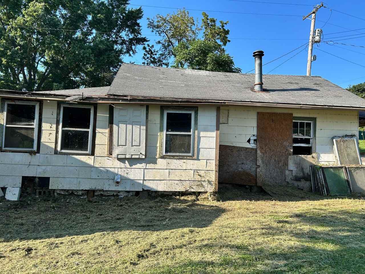601 S Vine St - Photo 5 of 37