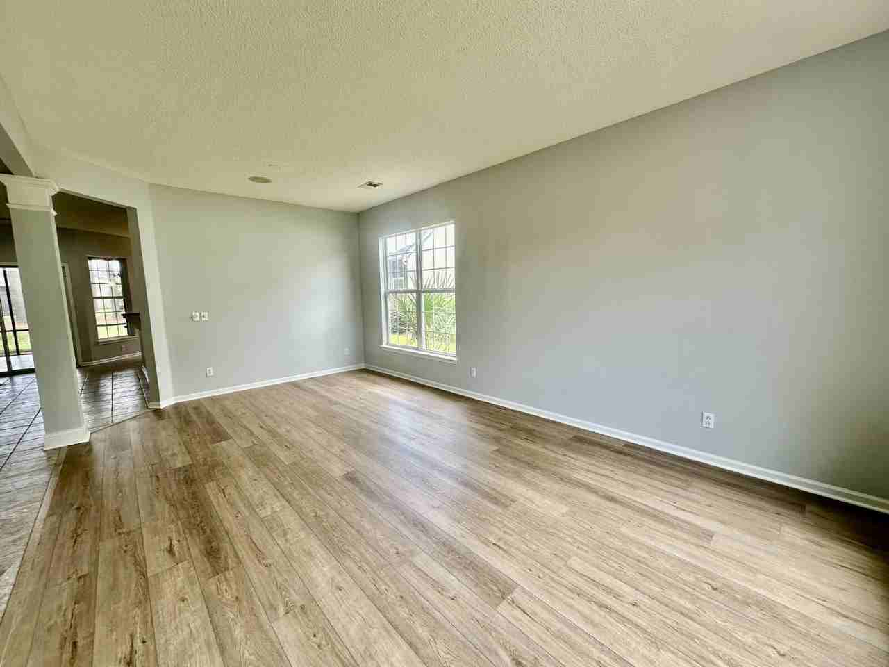 39 Tallow Dr - Photo 5 of 34