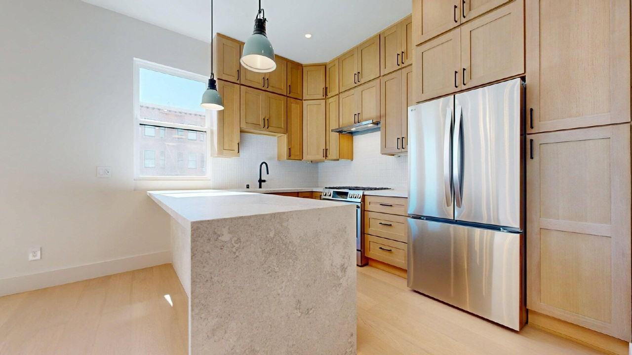 489 Guerrero St - Photo 5 of 28