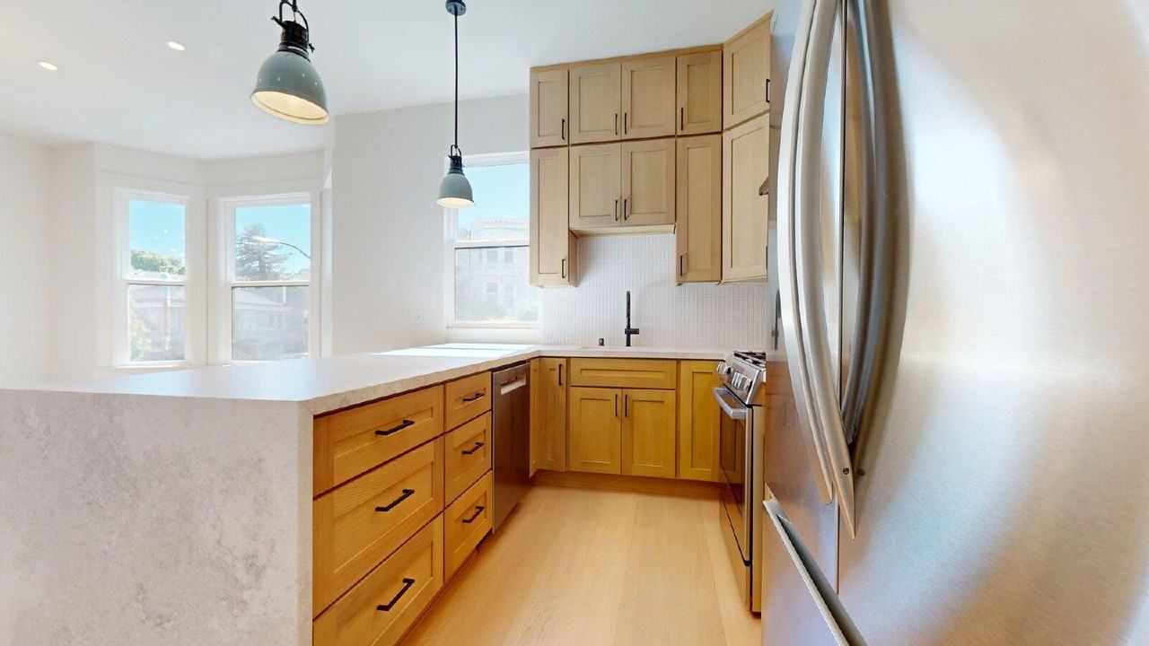 489 Guerrero St - Photo 6 of 28