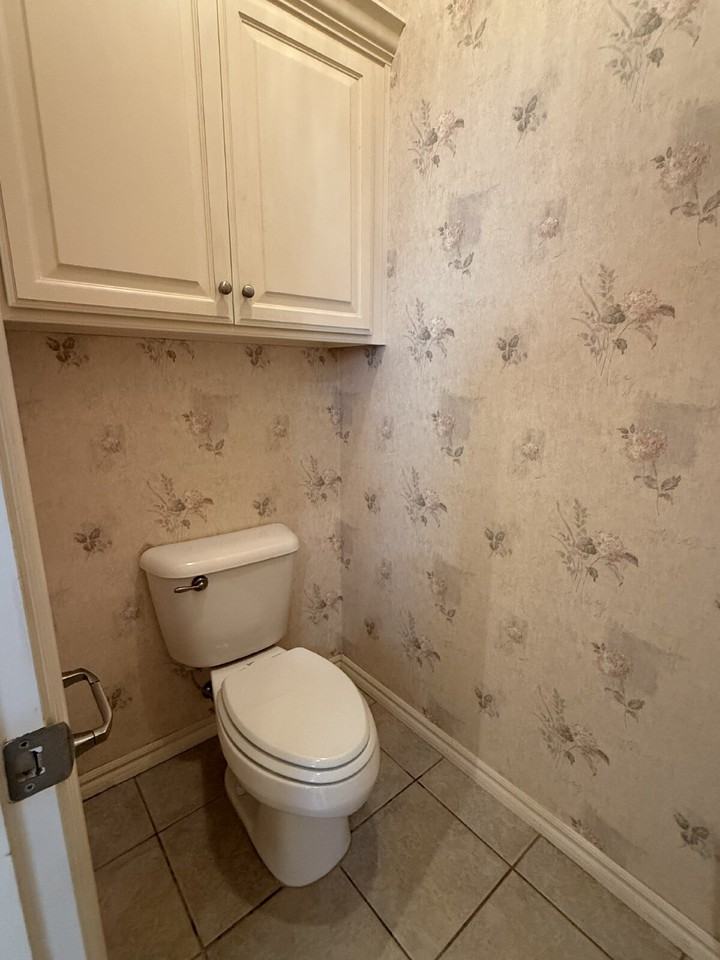 2921 Longmeadow - Photo 7 of 42