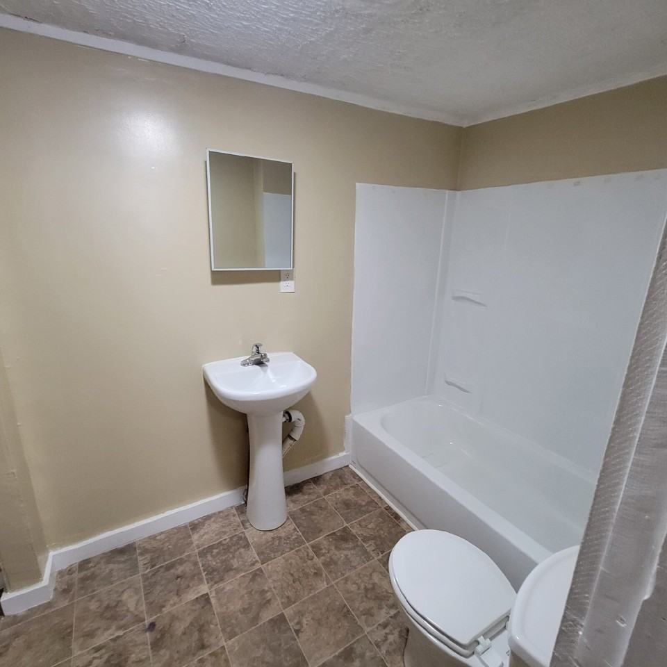3917 Prospect St - Photo 2 of 8