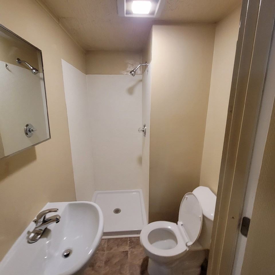 3917 Prospect St - Photo 6 of 8