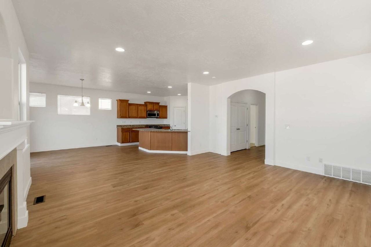 5157 N Fox Hollow Way - Photo 7 of 49