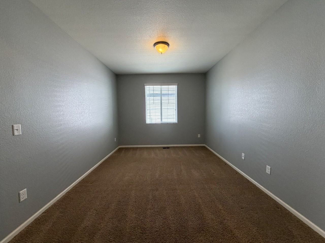 26327 E Hinsdale Pl - Photo 5 of 18