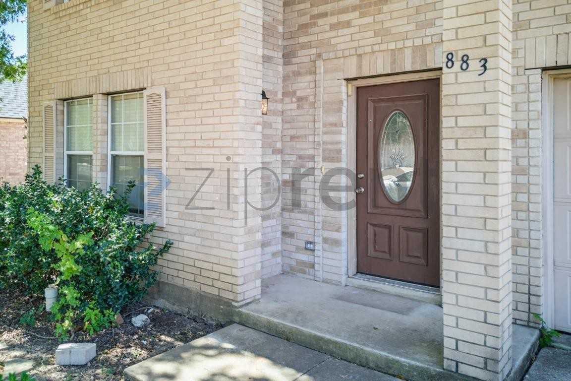 883 Spyglass Dr - Photo 4 of 46