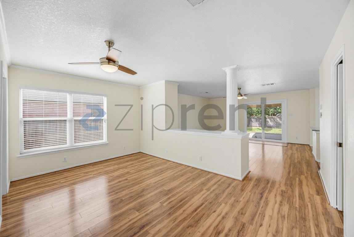 883 Spyglass Dr - Photo 6 of 46