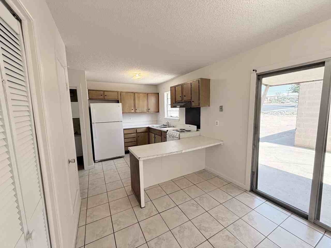 1705 Payne St - Photo 6 of 14