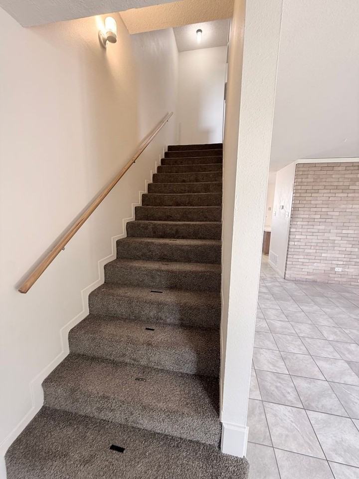 1705 Payne St - Photo 7 of 14