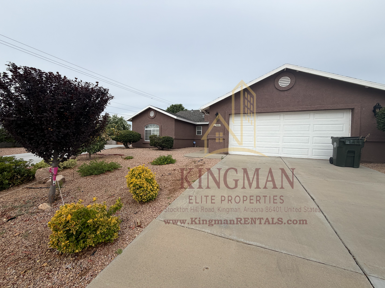 5001 College Trails Dr - Photo 2 of 19