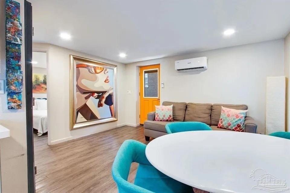 107 N D St #A - Photo 7 of 10