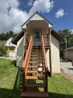 featured image of 315 W Otterman St