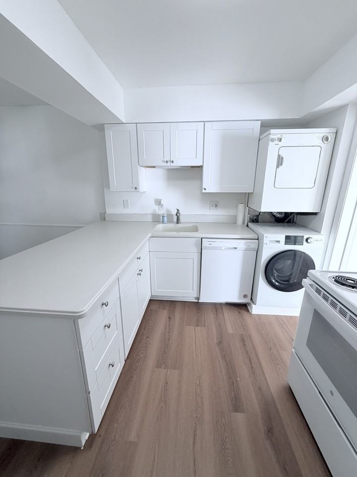 14575 Golden Oak Rd - Photo 5 of 13