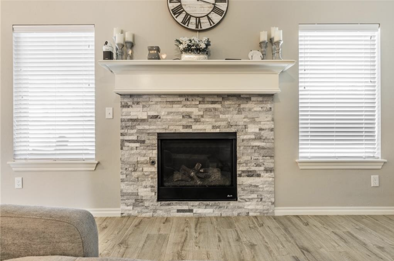 3700 Palisade Ln #NA - Photo 4 of 7