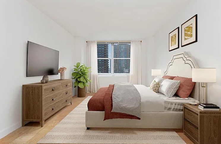 1680 York Ave #8J - Photo 3 of 3