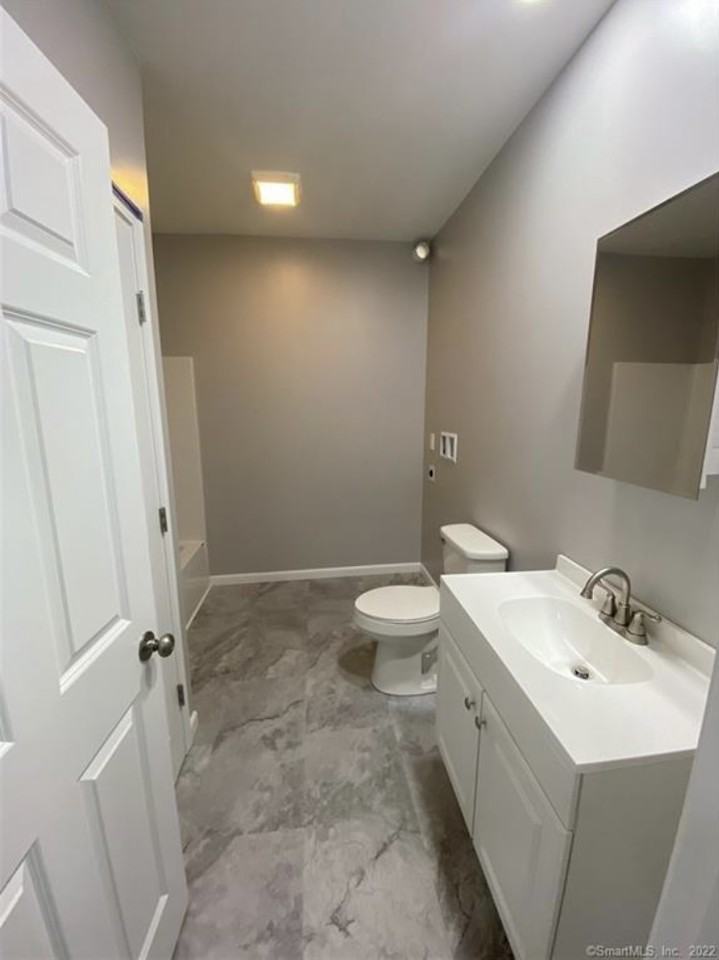 228 Washington St #3 - Photo 2 of 5