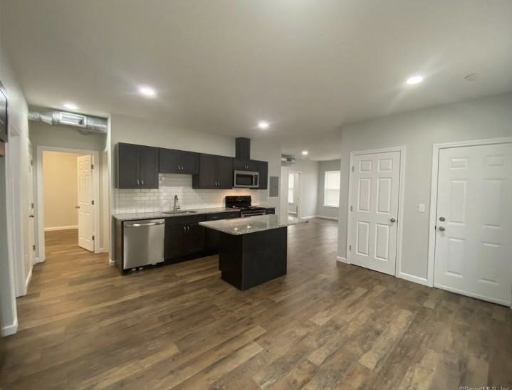 228 Washington St #3 - Photo 3 of 5