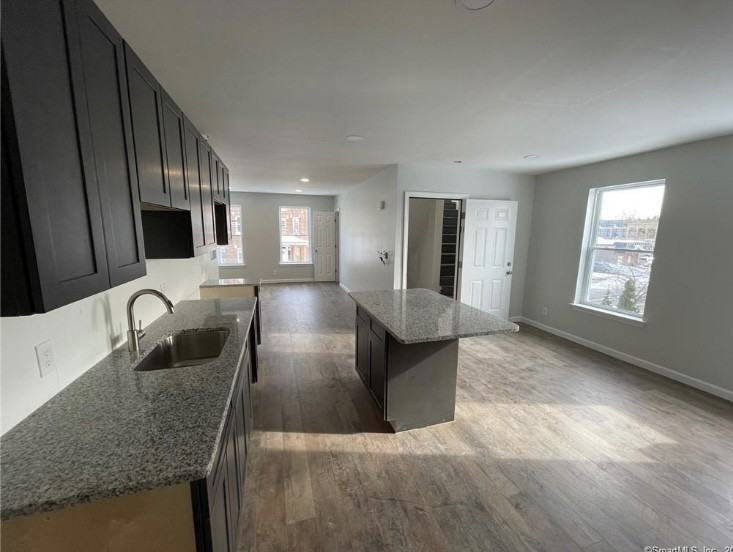 228 Washington St #3 - Photo 5 of 5