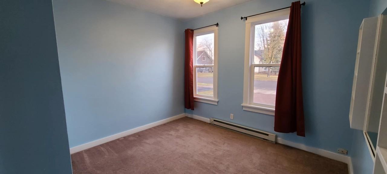 120 W Douglas St #120LOWER - Photo 3 of 8