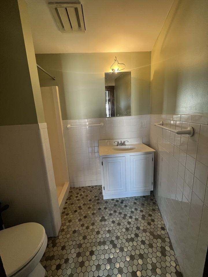 14 Arthur Ave #3 - Photo 4 of 14