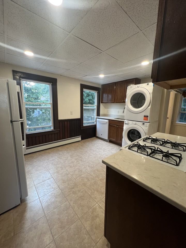 14 Arthur Ave #3 - Photo 6 of 14