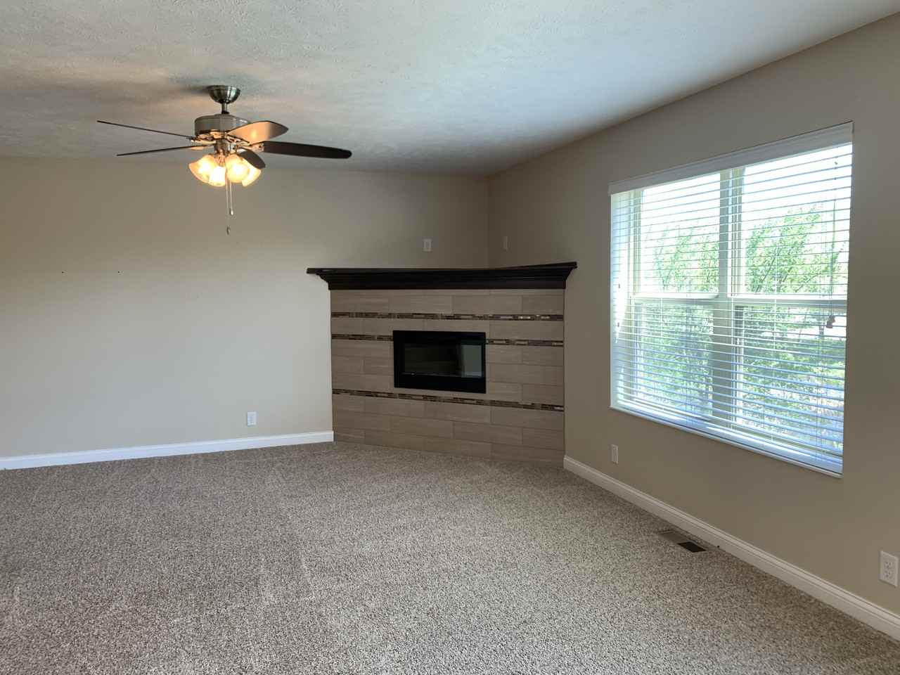 2539 Telluride Cir #NA - Photo 2 of 17
