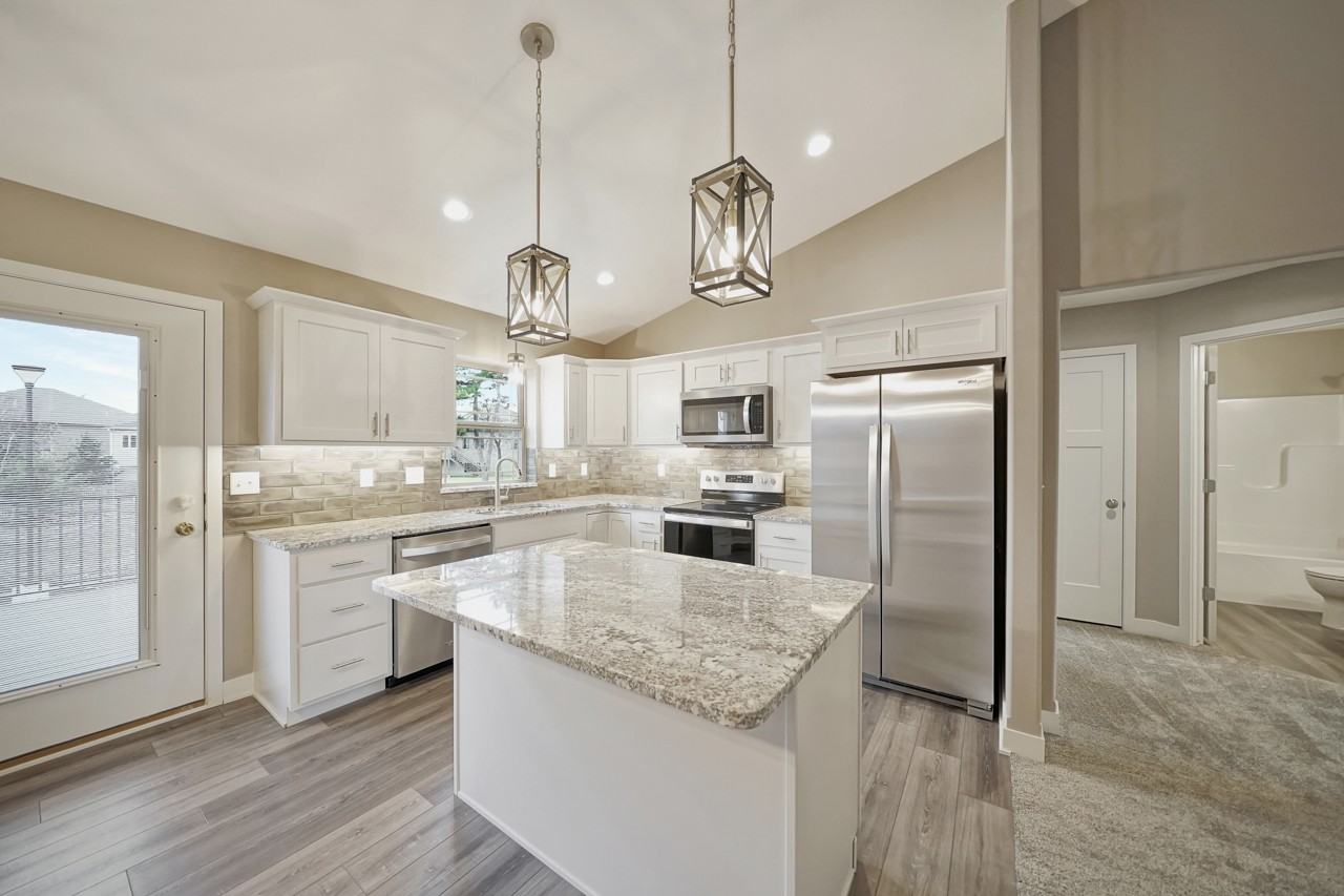 8195 Regent Dr #NA - Photo 5 of 16