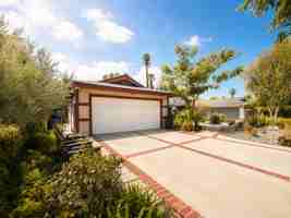 featured image of 13140 Morrison St #NA