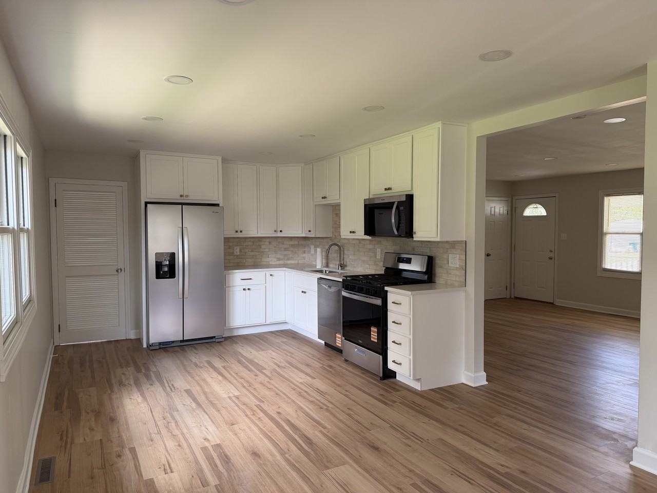 7830 Hanley St #NA - Photo 3 of 9