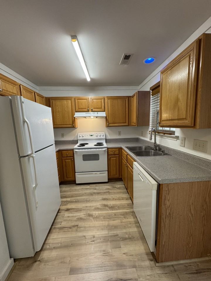 Averette Field Dr #7736 - Photo 7 of 28