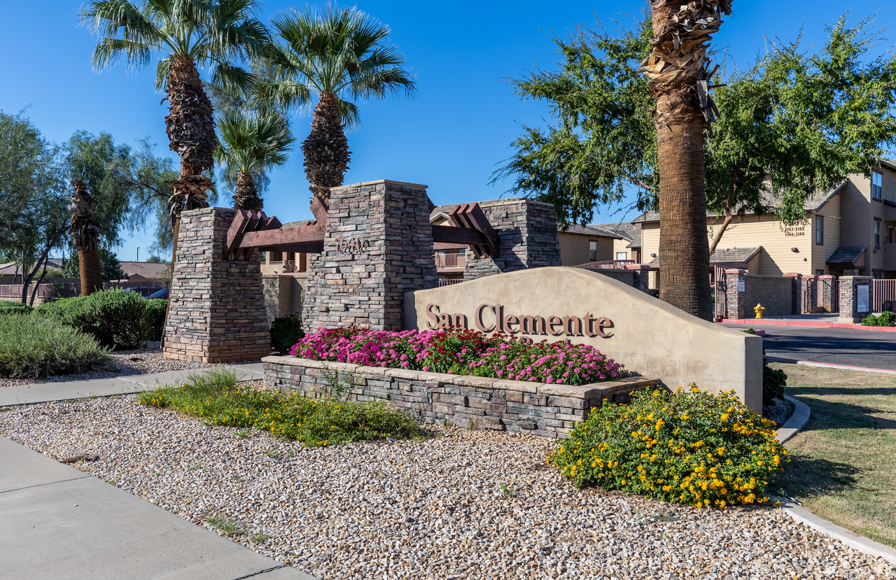 San Clemente Apartments - Photo 2 of 12