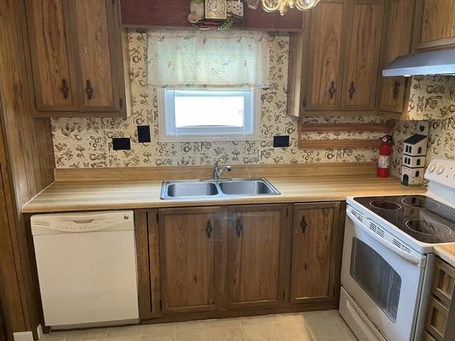 39 Homestead Cir - Photo 3 of 15