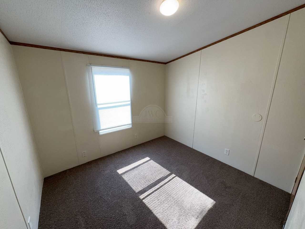 3303 Sevilla Dr - Photo 5 of 17