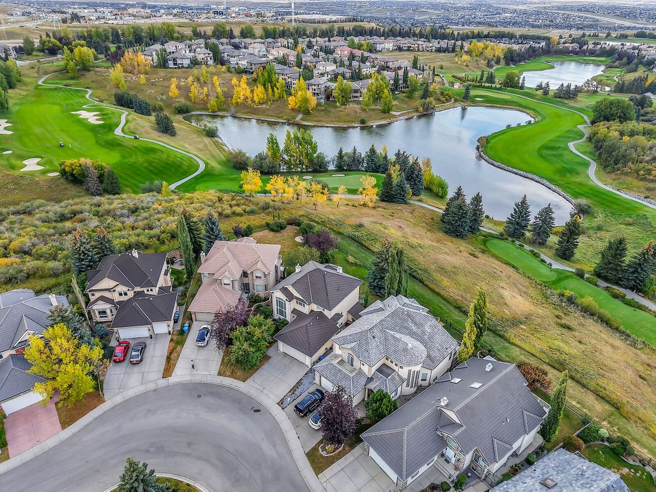84 Citadel Green Nw - Photo 2 of 49