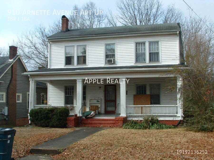 910 Arnette Ave Apt Up - Photo 2 of 10