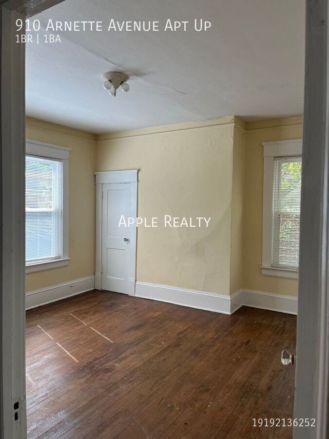 910 Arnette Ave Apt Up - Photo 6 of 10