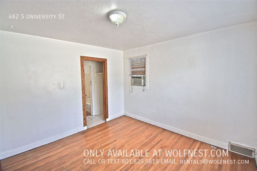 462 S University St - Photo 4 of 32